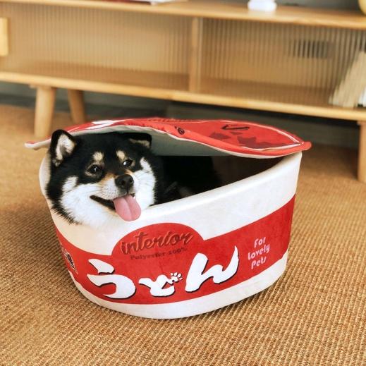 Kashima Noodle Shaped Pet Bed